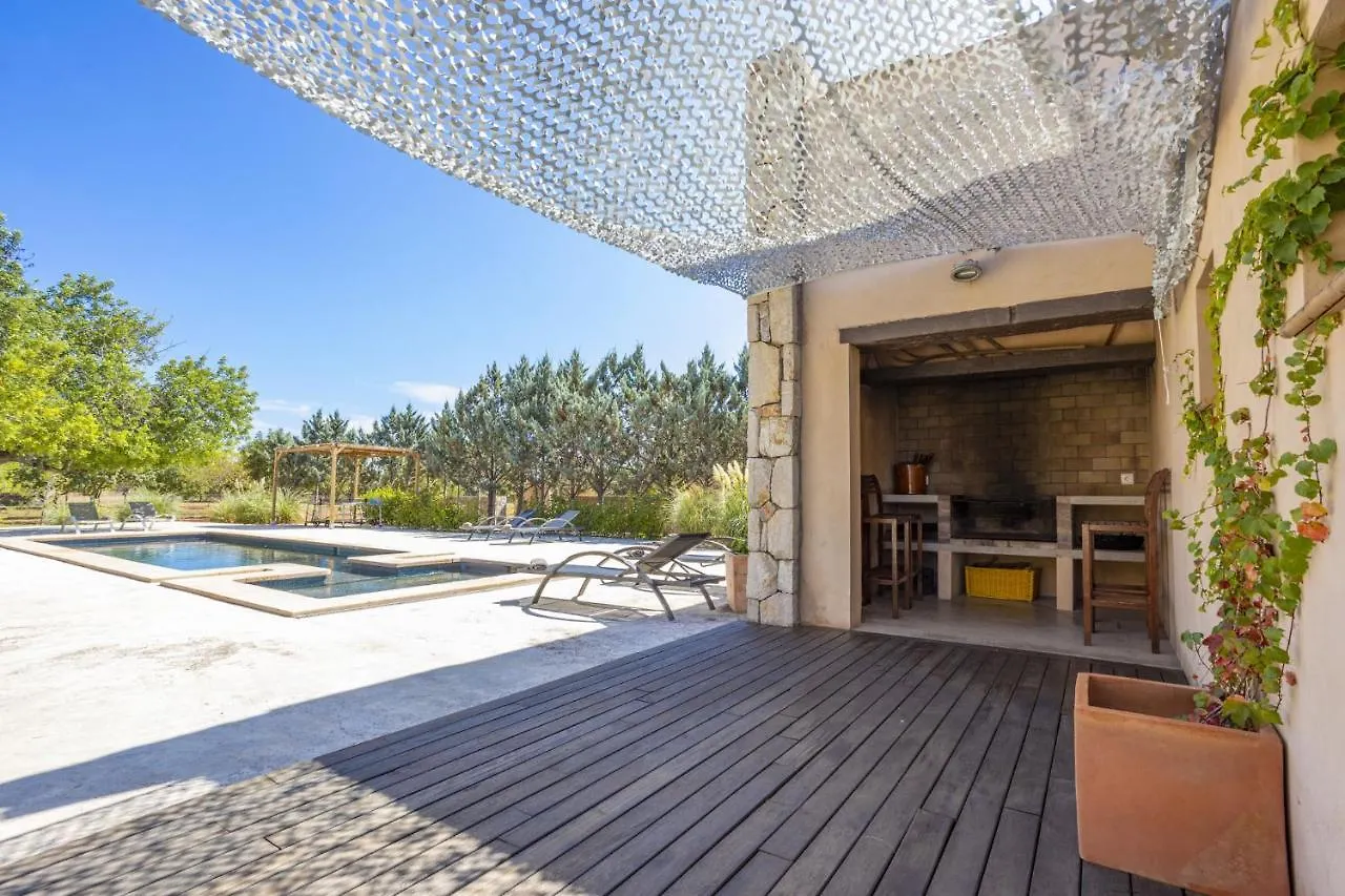 ביניסלם Villa Es Triquet Family בית כפרי