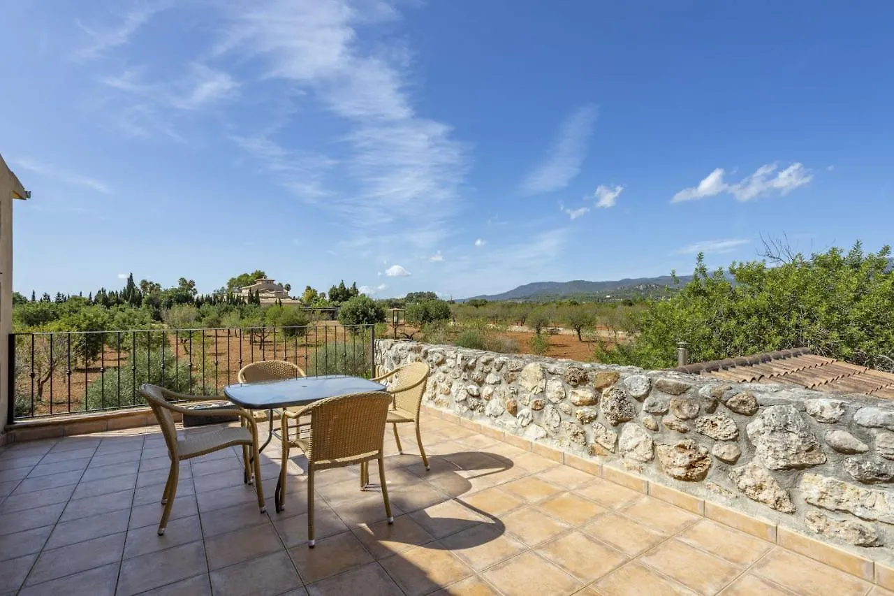 בית כפרי ביניסלם Villa Es Triquet Family